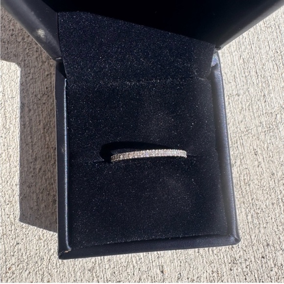 🌸NANO BUNNY🌸 DO NOT BUY. 1.7mm natural diamond full eternity ring size 6. ✨ - Picture 8 of 9